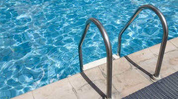 Oasis Swimming Pools Kent | Getting your Pool ready for Winter